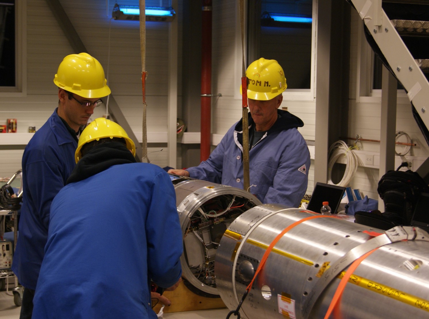 Moving the sub payload into place